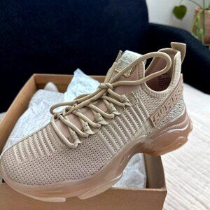 Steve Madden Maxima - Blush - New!